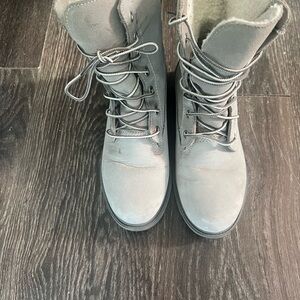 Timberland Women's Light Gray Heeled Boots